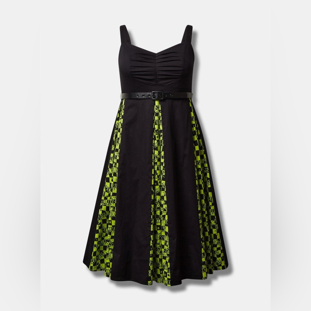 TORRID - Plus Size Warner Bros Beetlejuice Mini Sweet Heart Godet Skater Dress